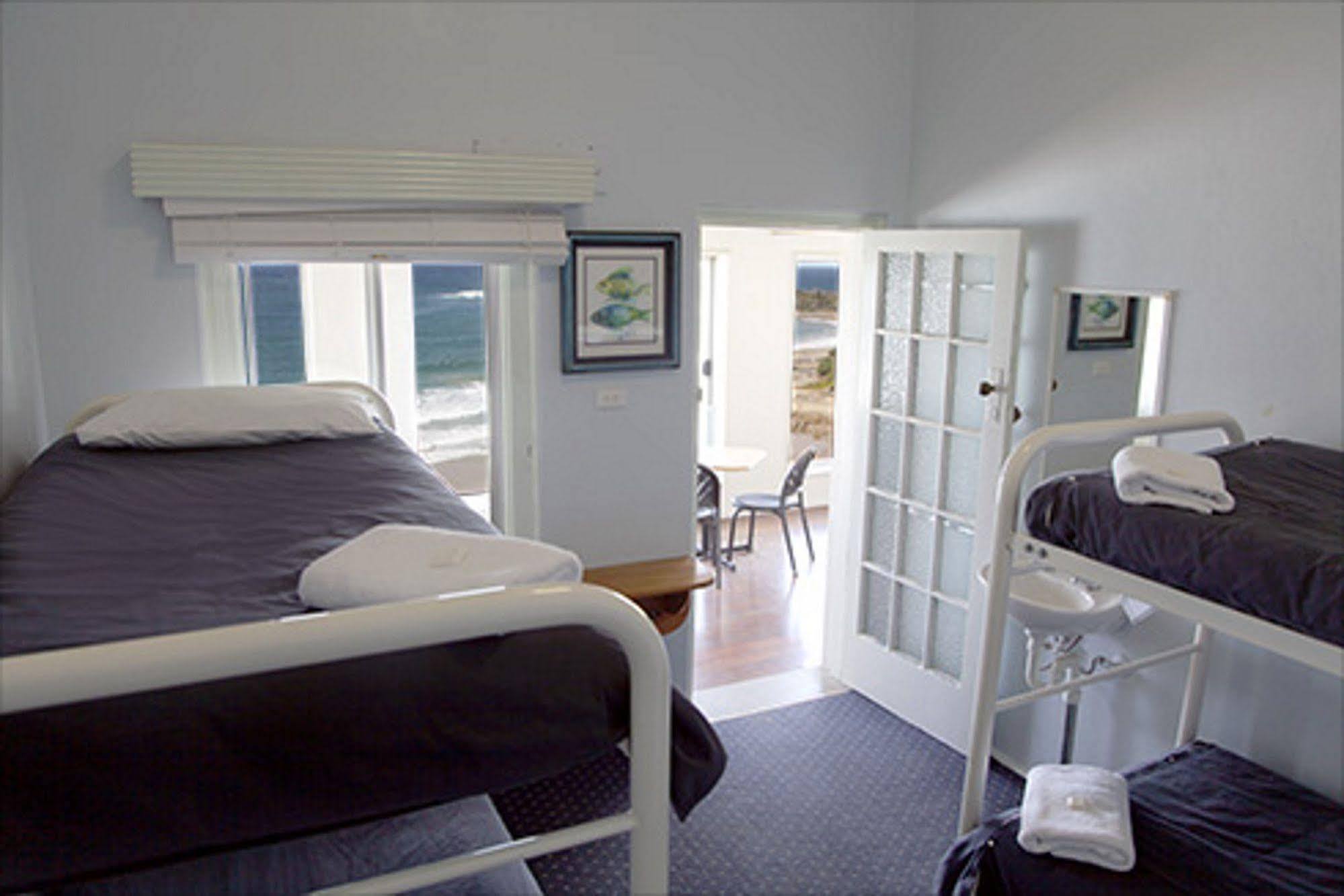 Pacific Hotel Yamba Buitenkant foto