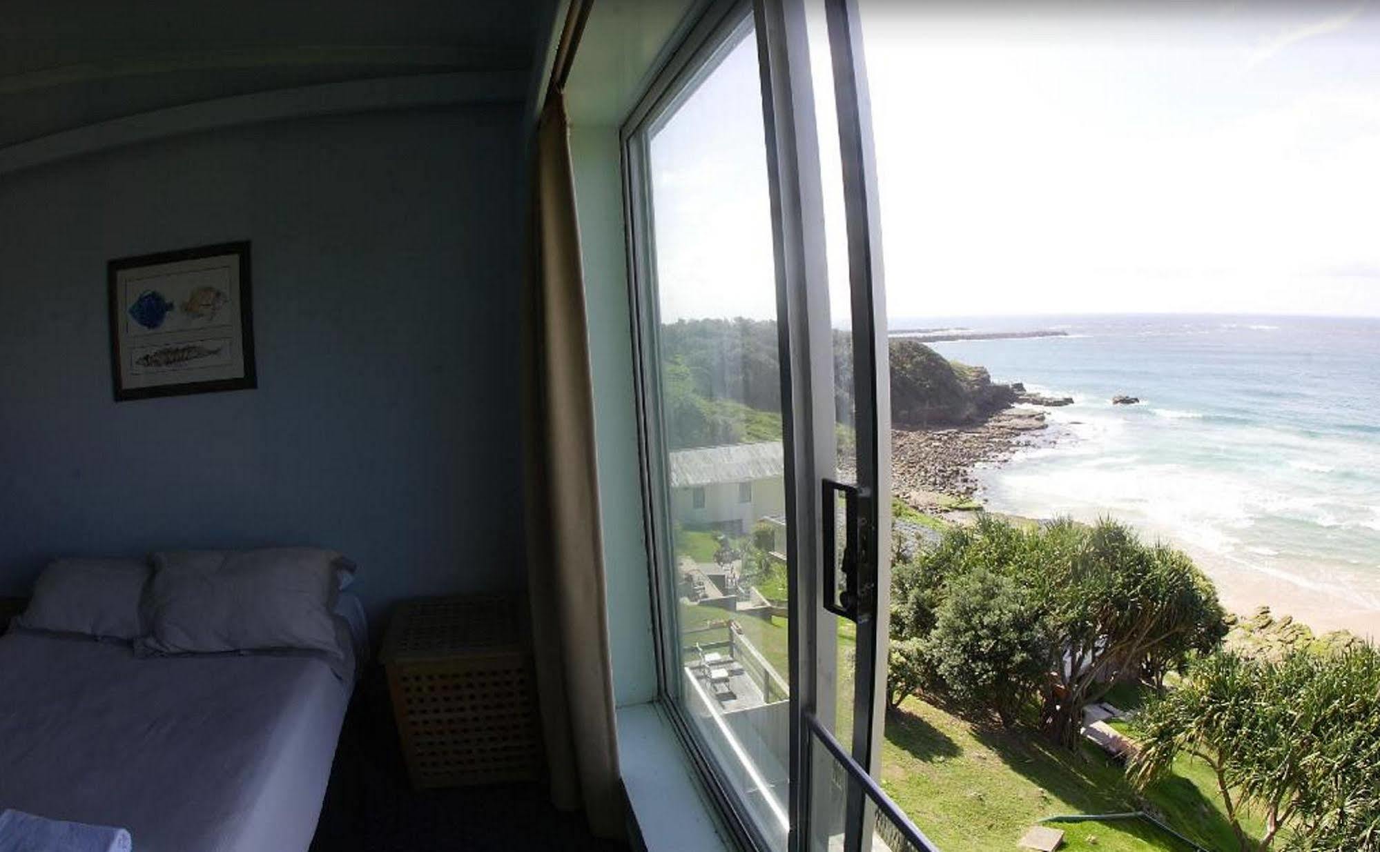 Pacific Hotel Yamba Buitenkant foto